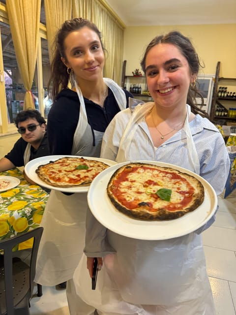 Sorrento: Pizza School & Mozzarella Show & Lemon Garden Tour - Hands-On Pizza Making