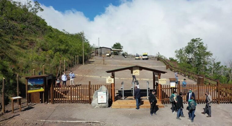 Sorrento: Pompeii and Mount Vesuvius Day Trip with Guide - The Sum Up