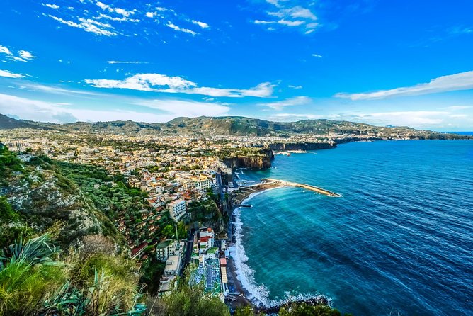 Sorrento, Positano & Amalfi Day Tour With Lunch From Naples - Positive Reviews
