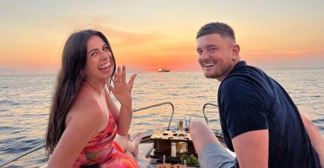 Sorrento: Private Sunset Boat Tour With Music and Aperitif - Itinerary