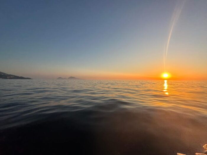Sorrento Sunset Experience on a Traditional Gozzo Boat - Tips for an Unforgettable Experience