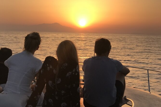 Sorrento Sunset Tour in Luxury Yatch - Pricing and Booking Details