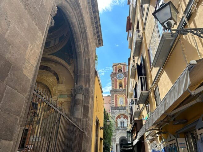 Sorrento Through the Eyes of a Local - Exploring Piazza Tasso