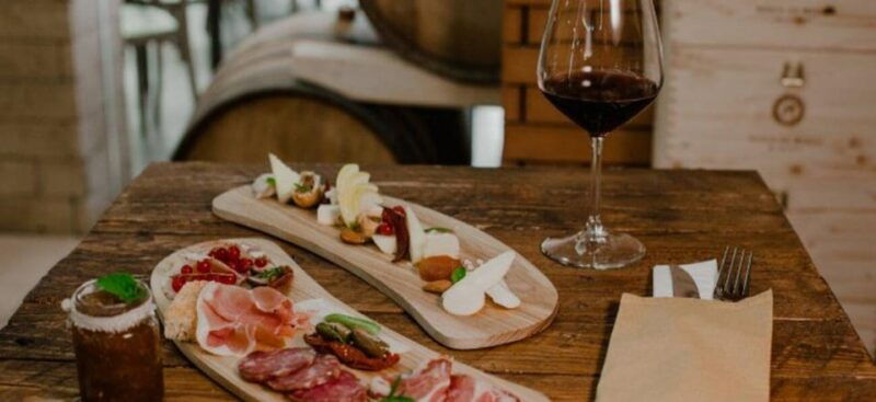 Sorrento:Enjoy Pompeii & Vesuvius/Winery in private transfer - FAQ