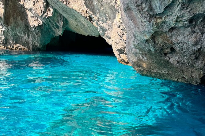 Sorrentomaxiboat Tours to Capri - Frequently Asked Questions