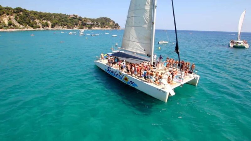 Sosúa: Catamaran Cruise with Snorkeling, Lunch, & Drinks - Good To Know