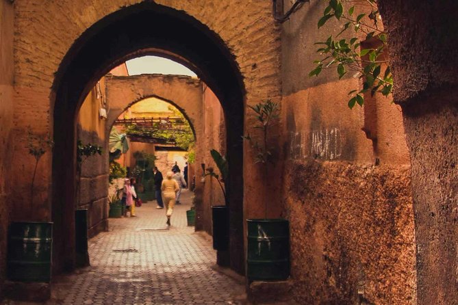 Souk and Hidden Sites of the Old Medina - Questions and Assistance