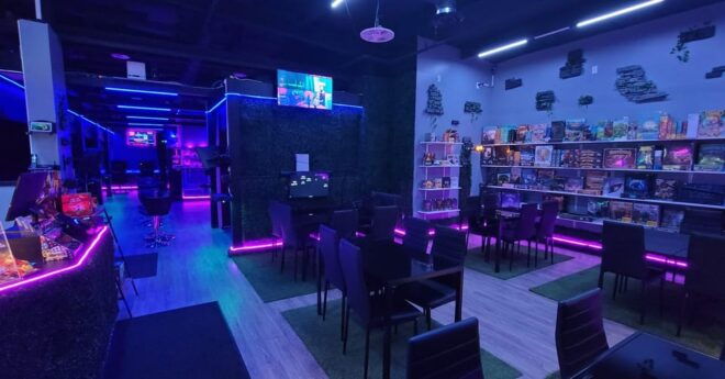 Soulvaria: Board Game Café Experience (1 - 24 Players) - Group Size and Duration