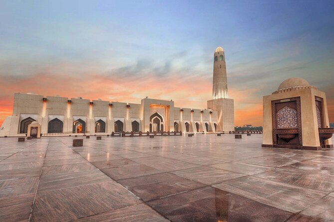 Souq Waqif, the Pearl, Katara Cultural Village & More With Private Local Guide - Hidden Gems of Doha With a Local Guide
