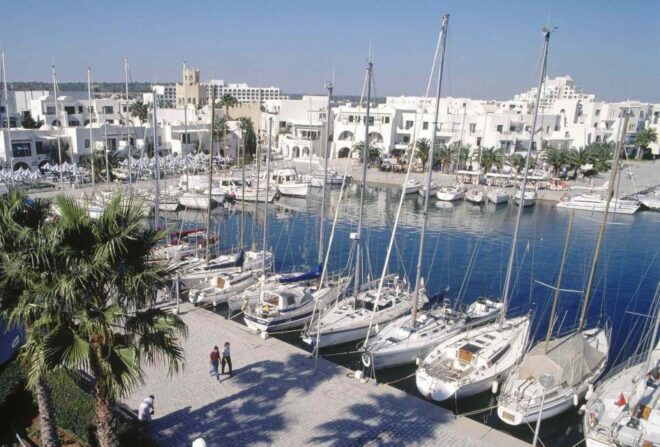 Sousse: Private Trip to Kantaoui, Sousse Medina and Hergla - Highlights of the Tour