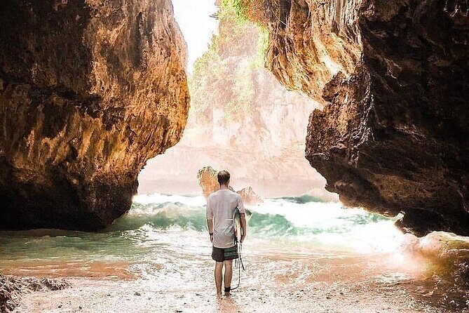 South Bali of Uluwatu temple & famous kecak fire dance perform - Discovering Bali’s South Coast: What the Tour Offers