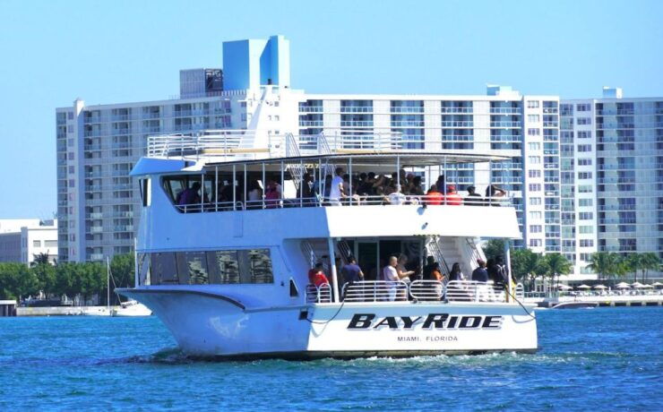 South Beach Boat Tour & Miami Sunset Cruise - Tour Duration and Itinerary