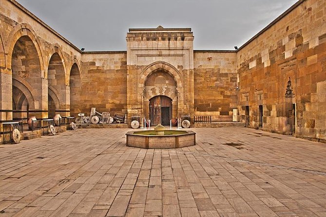 South Cappadocia Kaymakli and Ihlara Valley Full-Day Tour  - Goreme - Ihlara Valley Hike