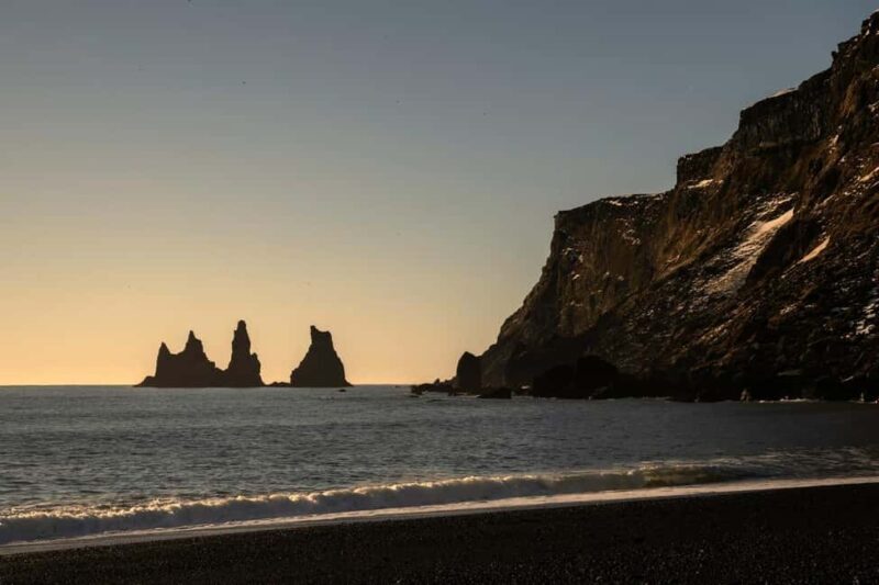 South Coast of Iceland: Hidden Gems & Lava Show Tour - Discover the South Coast of Iceland: Hidden Gems & Lava Show Tour