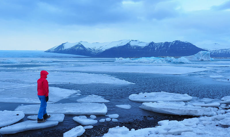 South Coast of Icelands Glacier Lagoon, Diamond Beach & Vik Town Day Tour (Chinese Option Available) - A south coast day built around ice
