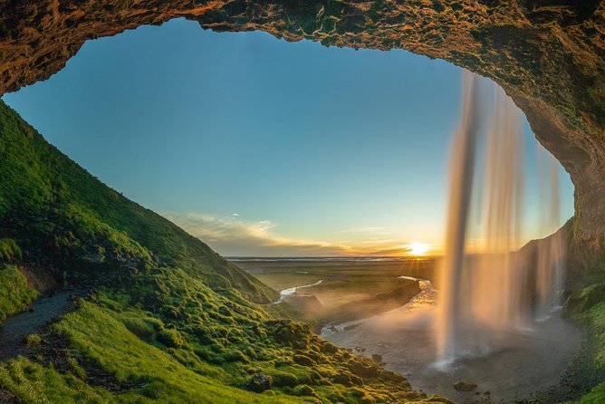 South Coast of Iceland - Tour With a Professional Photographer - Weather and Refunds