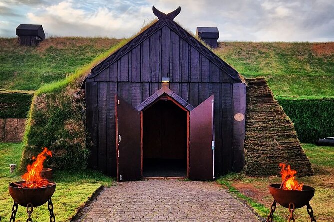 South Coast Tour With Glacier Walk & Dinner at the Viking House - Common Questions