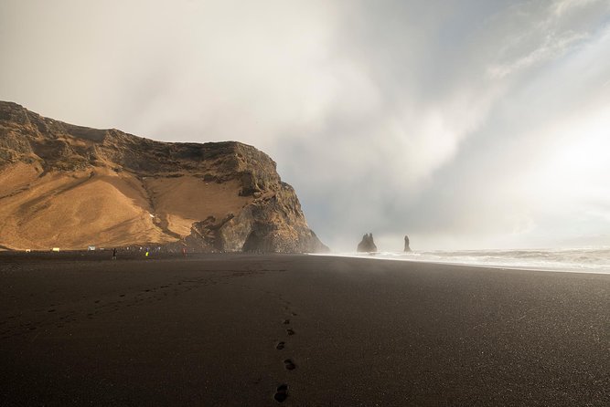 South Iceland, Glacier & Black Sand Beach Small Group Tour From Reykjavik - Customer Service and Resolutions