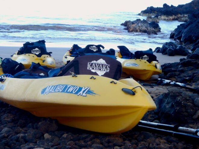 South Maui: Premium Turtle Town Kayak and Snorkel Tour - Snorkeling in Makena Bay