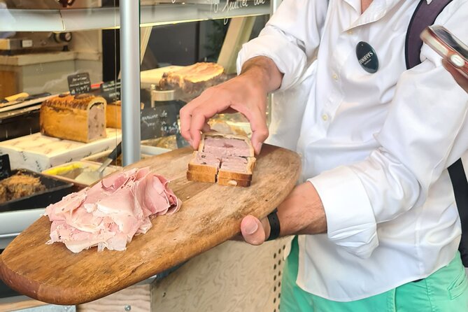 South Pigalle Food Tour Small Group: The Cool Apéro Tour in Paris - Alcoholic Beverages