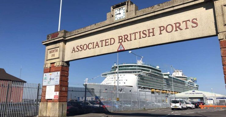 Southampton Port Transfer With Stonehenge Stop-Over Included - Booking Details and Cancellation Policy