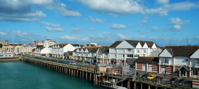 Southampton Private Transfer From Central Southampton to Southampton Airport - Pricing and Guarantee