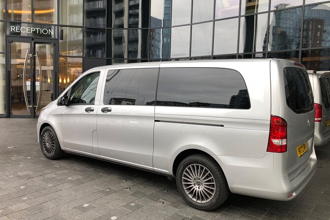 Southampton to Heathrow Airport Private Transfer - Select Date and Travelers