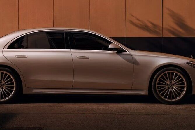 Southampton To Heathrow Via Stonehenge & Windsor Private Transfer - FAQ