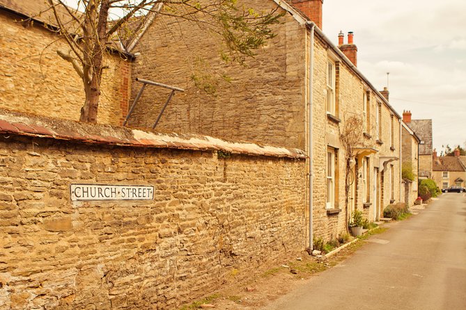 Southampton to London via Cotswold Villages, Downton Abbey Locations & Pub Lunch - Cancellation Policy