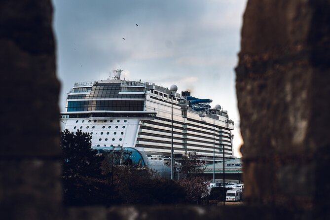 Southampton Tour App, Hidden Gems Game and Big Britain Quiz (1 Day Pass) UK - Meeting and Pickup Information