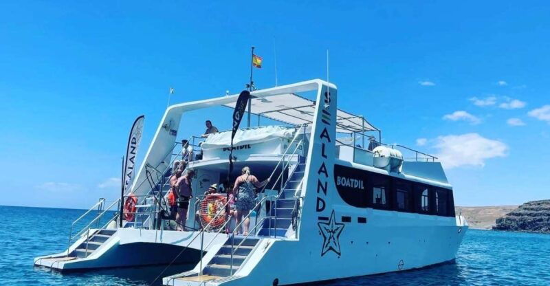 Southeast Fuerteventura: Boat Cruise With Lunch and Drinks - Itinerary and Activities