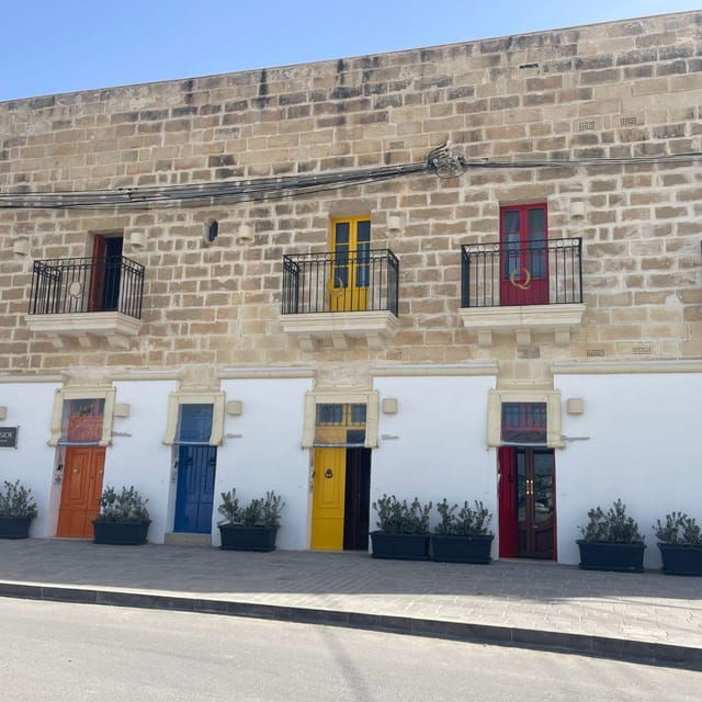 Southern Beauties: Marsaxlokk and Blue Cave TOUR IN PORTUGUESE - Southern Beauties: Marsaxlokk and Blue Cave TOUR IN PORTUGUESE
