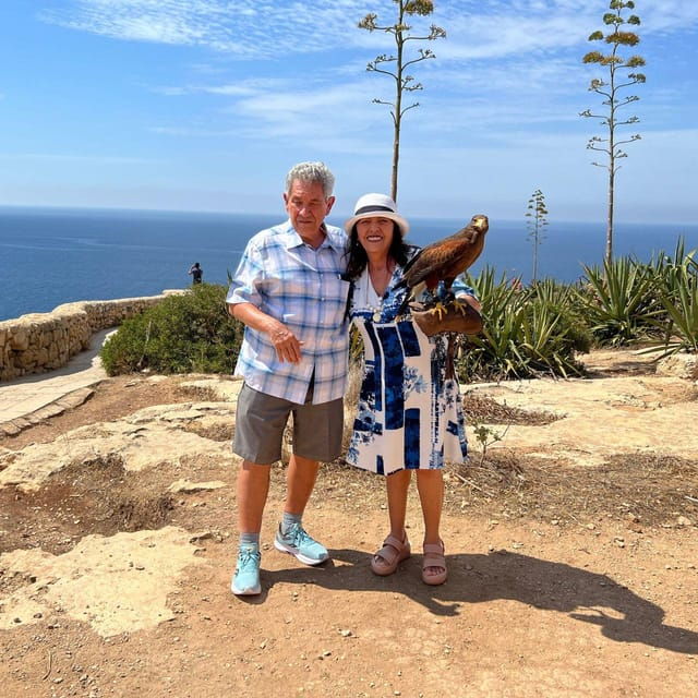 Southern Beauties: Marsaxlokk and Blue Cave TOUR IN PORTUGUESE - Good To Know