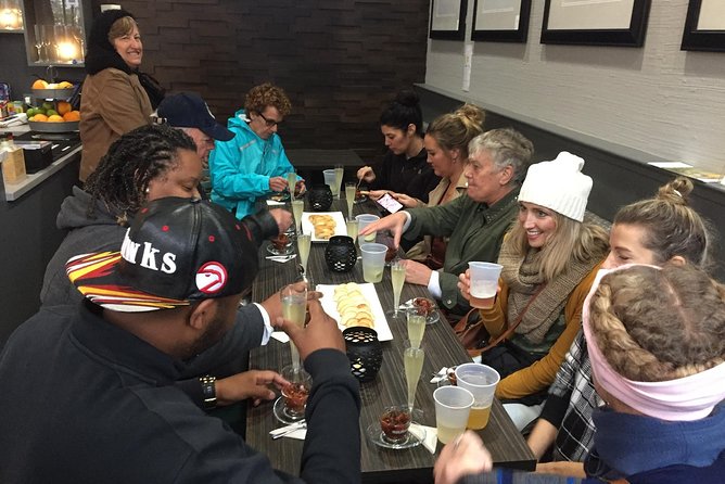 Southern Flavors Food, Pub Crawl, and History Walking Tour - Traveler Photos and Reviews