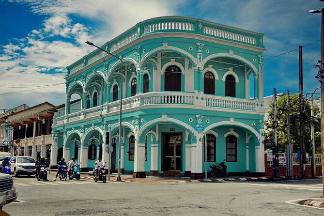 Southern Flavours Phuket Food Tour With 15 Tastings - Traditional Thai Street Food