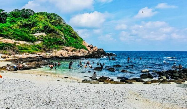 Southern Sri Lanka Sightseeing Private Day Trip From Colombo - Frequently Asked Questions
