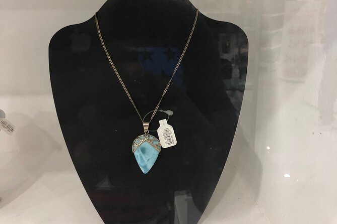 Souvenir Shopping in Punta Cana - Unique Handcrafted Items Available