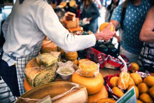 Souvenirs of Amsterdam Walking Tour - Tour Experience