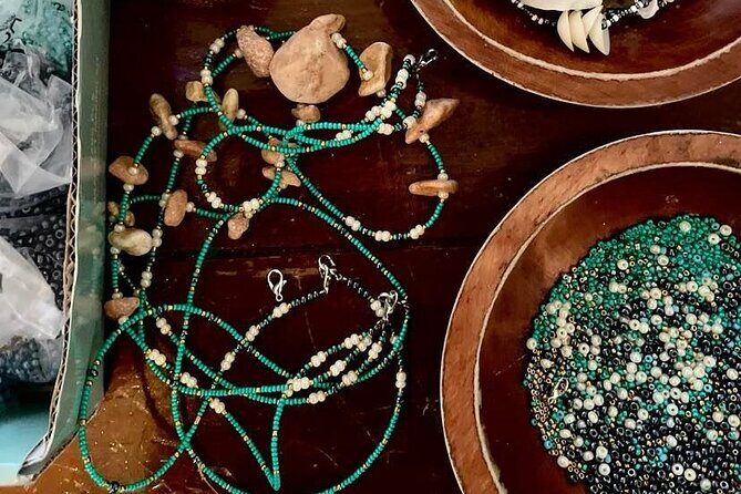 Souvenirs workshop A Mi Mek It! in Montego Bay Jamaica (FR & EN) - FAQ