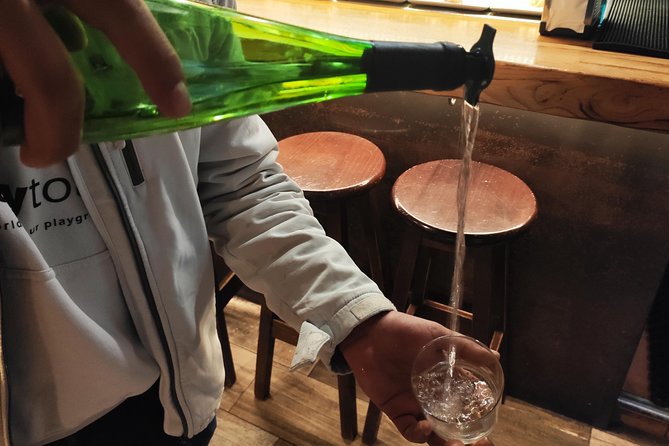 Spanish Wine & Tapas Tour in a Local Neighborhood in Barcelona - Tour Overview and Details