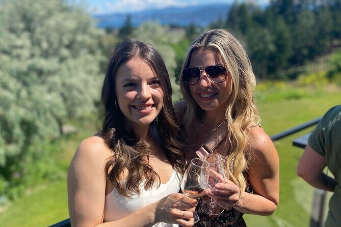 Sparkling Hill Full Day Guided Wine Tour with 5 Wineries - The Sum Up