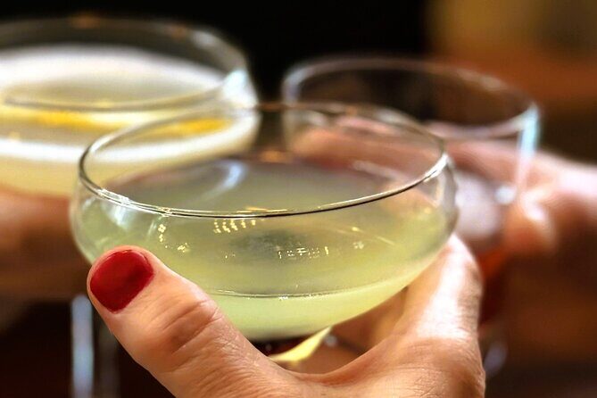 SPEAKEASY SECRETS! The Original Roaring 20s Cocktail Crawl - Why This Tour Works