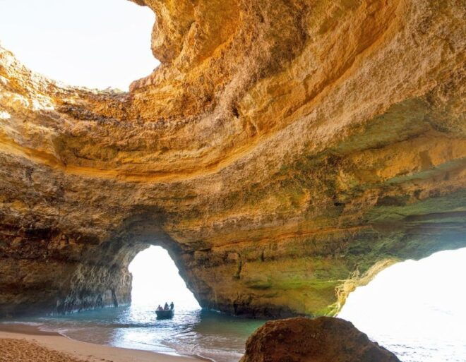 Special 2 Hours Tour to Benagil Cave From Armação De Pêra - Full Description