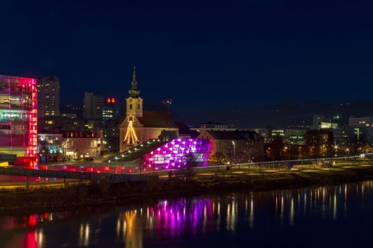 Special Christmas Tour Around Innsbruck - Activity Details