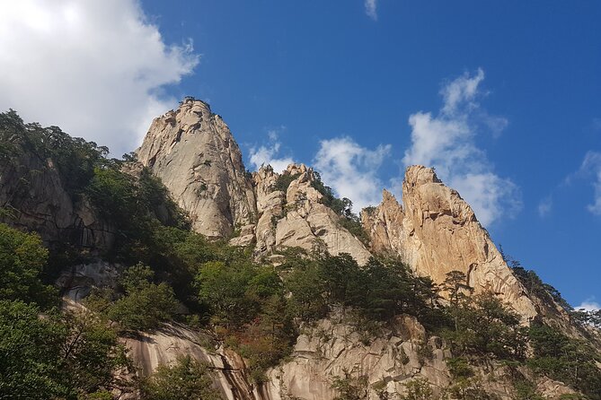 Special Private Tour Mt. Seorak, Gwongeum Fortress, Naksan Beach - Exploring Mt. Seorak