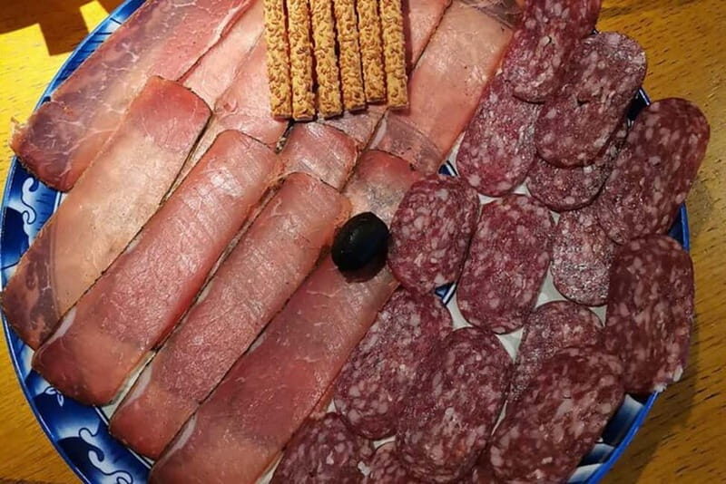 Special selection of prime cuts and wine - Practical Details and Logistics