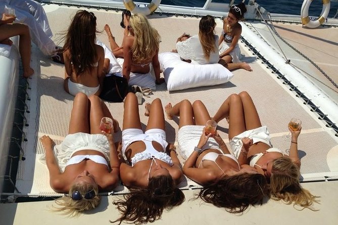 Special Tour for Groups Sailing Along the Costa Brava in a Big Catamaran. Food and Drinks Included. - Experience Highlights