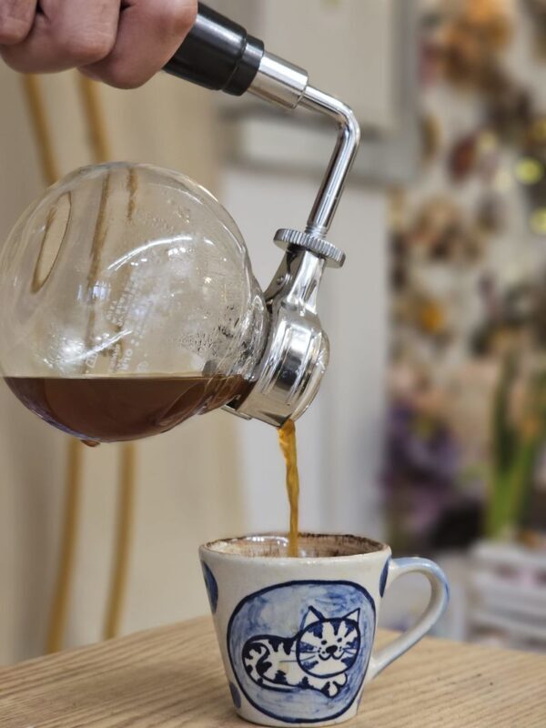 Specialty Coffee Hand Drip x Syphon Brewing and Introductory Coffee Knowledge Course - What 3.5 hours feels like in practice