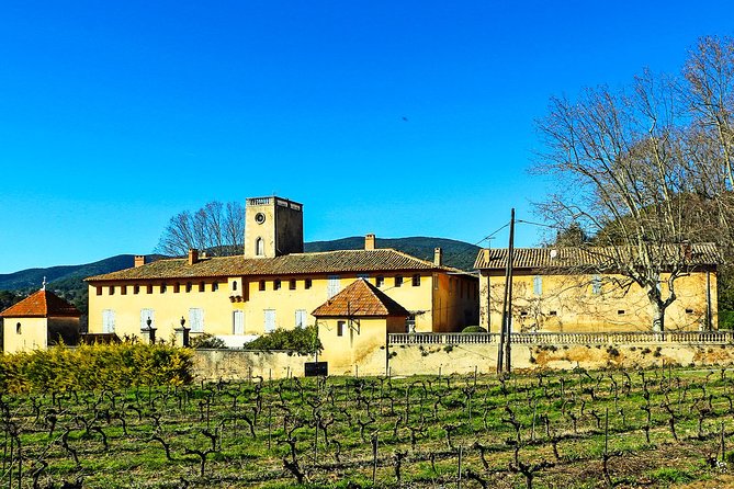 Spectacular Luberon Villages - Gordes to Lourmarin Private Tour - Meeting and Pickup Information