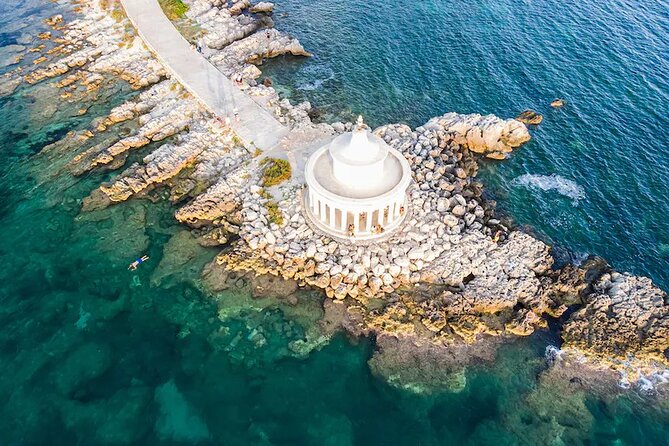 Spectacular View of Kefalonia: A Private Tour - Tour Inclusions and Transportation Details